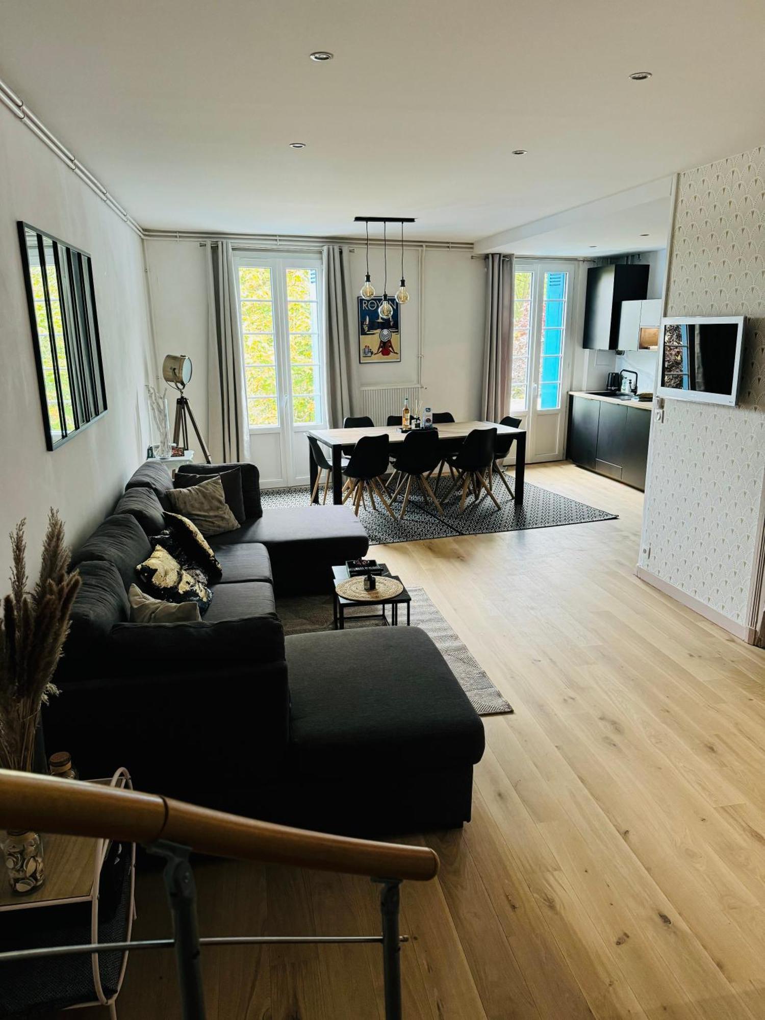Grand appartement, 200 m plage et 350 centre ville Royan Extérieur photo