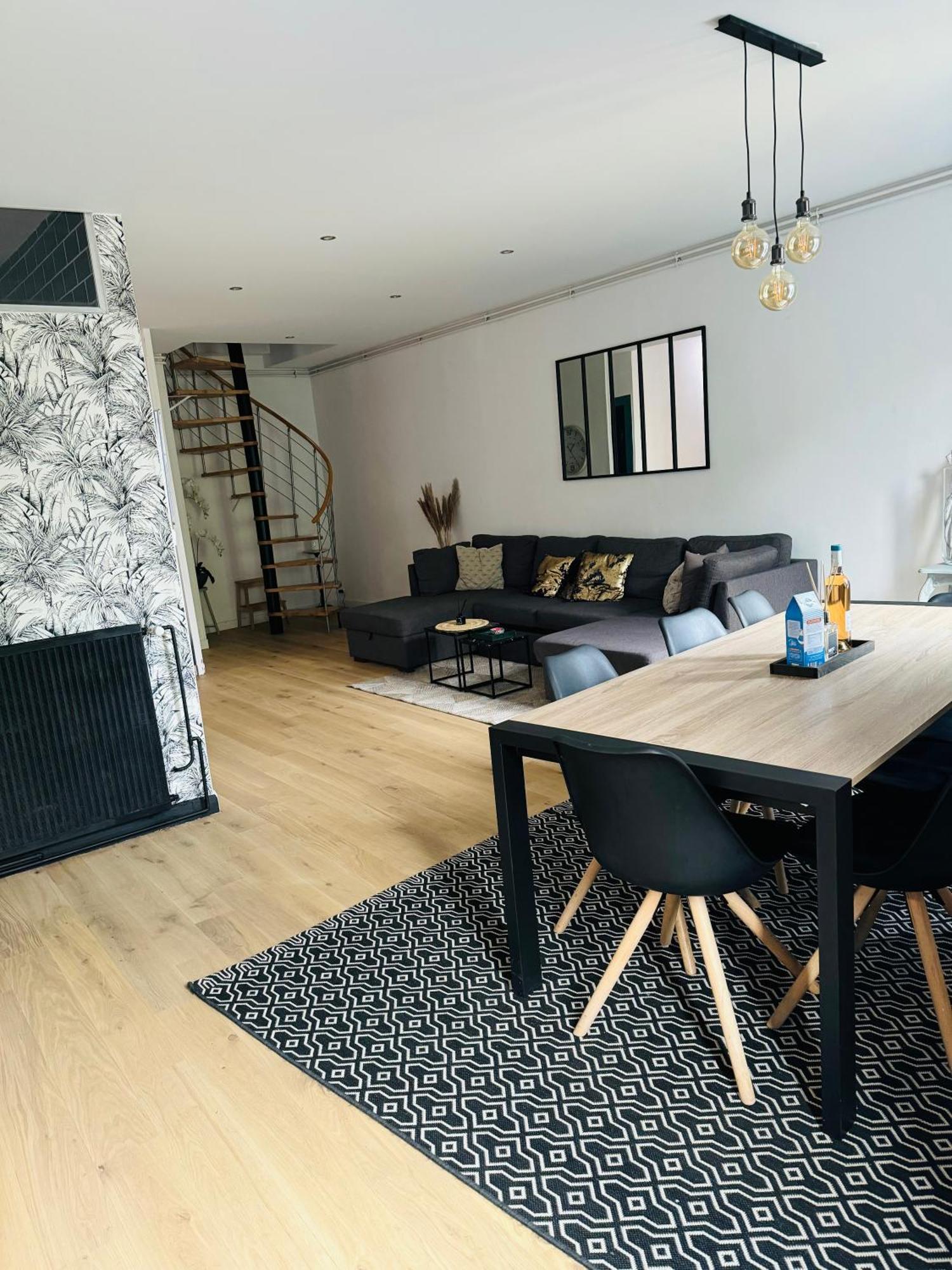 Grand appartement, 200 m plage et 350 centre ville Royan Extérieur photo